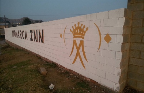Phuthaditjhaba Apartamento | Monarca Inn - Gorgeous 10-bedroom apartment in Phuthaditjhaba Qwaqwa Makwane