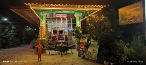 Kampot Hotel | Monica Guesthouse