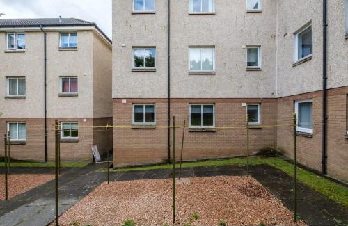 Coatbridge Apartamento | Monicas Apartment Lovely ground floor 2 bedroom serviced apartment