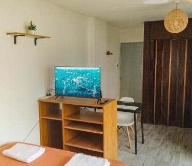 Córdoba Apartamento | Monoambiente Moderno - Alberdi, Córdoba Capital - Cerca del Centro, Hospital Nacional de Clínicas, Plaza de la Música, Nuevocentro Shopping y Hotel Quinto Centenario