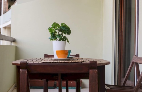 Pirri Apartamento | Monreale House - Dos Habitaciones Piso, Capacidad 4