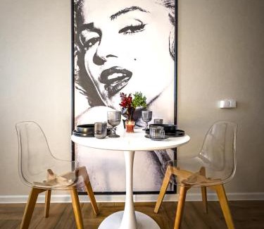 Tbilisi Apartamento | Monroe Chic Studio