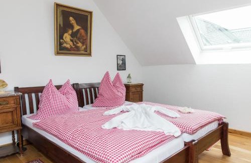 Schleiden Apartamento | Monschau Nature Nook Apartment