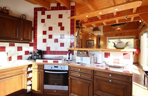 Mont-Dore Chalet De Esquí | Mont-Dore: Amplio chalet con estacionamiento y gran terreno
