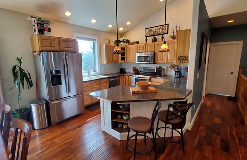 Bozeman Casa | Montana Adventure Home -10 min to Bozeman airport