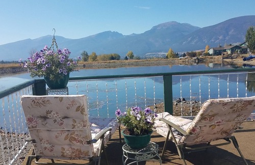 Florence Cabina | Montana Mountain Memories Geodome 20ft Glamping & Fish Pond