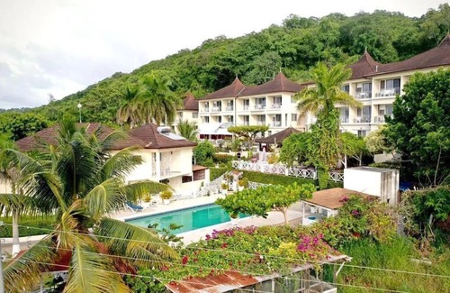 Montego Bay Casa | Montego Bay Best Kept Secret 4 B/R Apartments - Block A, Unit 1 & 2