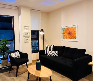 Santiago de Surco Apartamento | MONTERRICO POLO APARTS #17 - Dpto de estreno con Balcón Frente Embajada USA