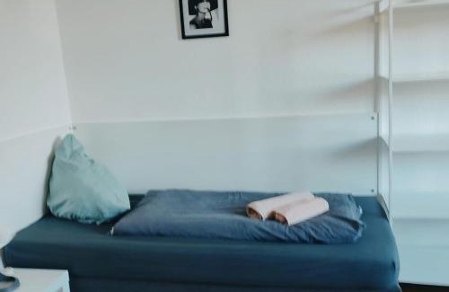 Wanheim-Angerhausen Apartamento | Monteurwohnung Ferienwohnung Duisburg Grenze Düsseldorf