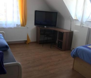 Laucheim Apartamento | Monteurzimmer Ostalb