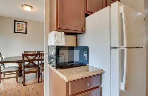 Montgomery Village Casa | Montgomery Village Townhome w/ Patio: 27 Mi to DC!