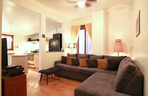 La Petite-Patrie Apartamento | Montreal: Piso / apartamento - Montréal