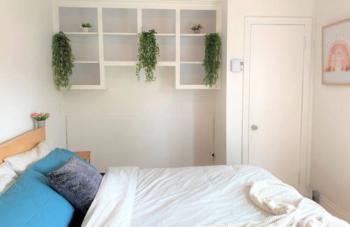 Villeray—Saint-Michel—Parc-Extension Apartamento | *MONTREAL | Tropical Apartment | Family's choice