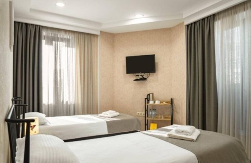 Chugureti Hotel | Monument1880