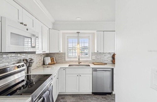 Indian Rocks Beach Casa | Mookies Beach House with Private Pool