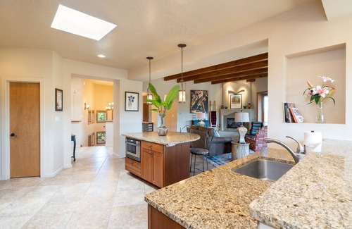 Hills at Las Estrellas Casa | Moon Shine Manor | Private Deck, Fireplace + Mountain View!