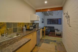 Greater Johannesburg Metropolitan Area Chalet De Esquí | Moonflower Cottages