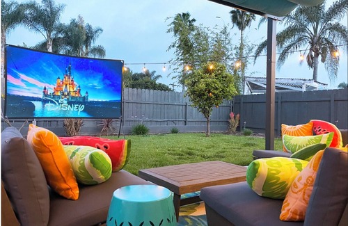 Vista Casa | Moonlight Cinema - 15min to Beach
