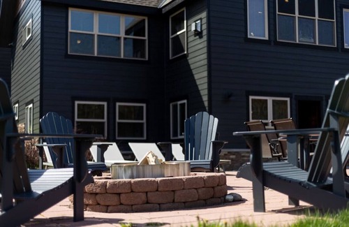 Leavenworth Cabina | Moonrise Mountain Lodge *Hot Tub* Pets *12ppl*
