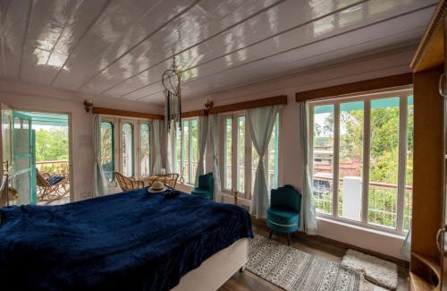 Gunehr Hotel | Moonshine Villa