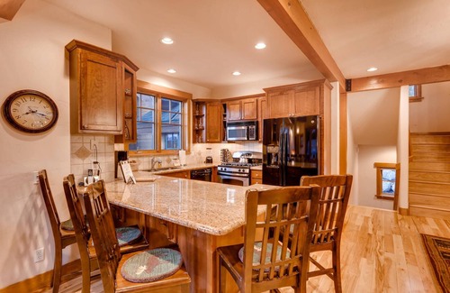 Breckenridge Heights Casa | Moonstone Lodge: Spacious Mountain Home w/ Amazing Views