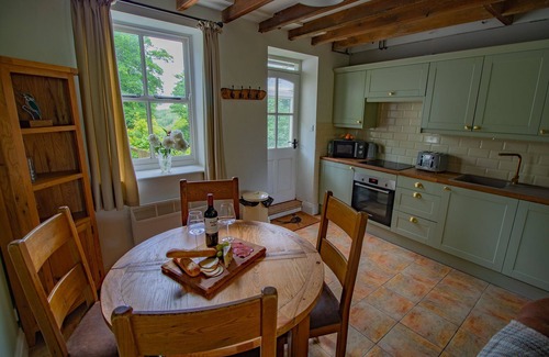 Pickering Cabaña | Moor View - sleeps 4 guests in 2 bedrooms