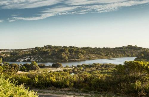 Guilderton Casa | Moore Views - Stunning River Views
