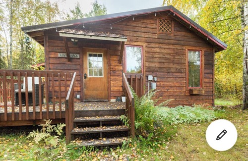 Eagle River Cabina | Moose Lodge Cabin , chalet & apartment , & 2 Hot tubs ! Sleeps 23