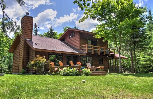 Hayward Cabina | Cabaña privada aislada en el hermoso lago Moose de Hayward