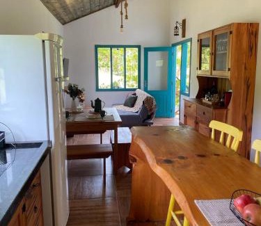 Paraisopolis Casa | Morada na Serra chalé com hidromassagem, deck, churrasqueira