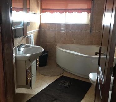 Belinho Casa | Moradia Com Piscina T4