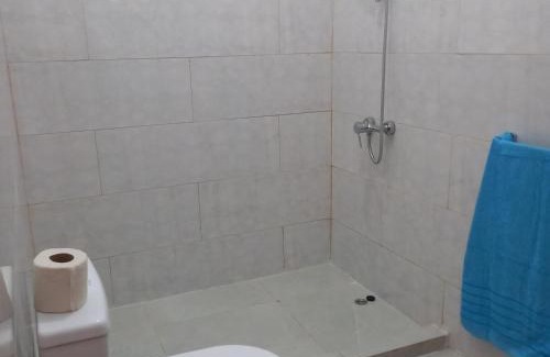 Agua Grande Cama Y Desayuno | Moradia Turística MJ ROOMS CITY