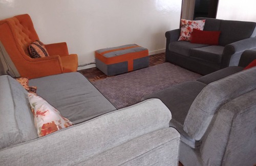 Eldoret Casa | ¡Más que un techo sobre tu cabeza!