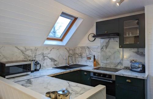 Almondbank Chalet De Esquí | Morrigan 7-Hot Tub-Pet Friendly-Boutique-Perthshire-Families