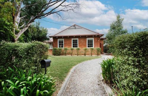 Central Mudgee Casa | Mortimer Cottage - A Pool Oasis in Heart of Mudgee