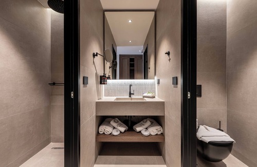 Lambi Hotel | Mosay All Suite Hotel - Adults friendly