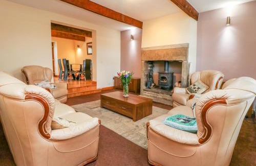 Thornton Casa | Moscow Mews