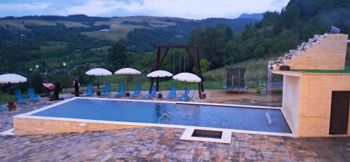 Giulesti Casa | Mosia Dar In Rai