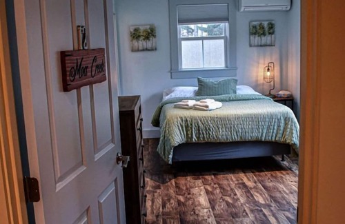 Goshen Casa | Moss Creek / Brook Road Inn