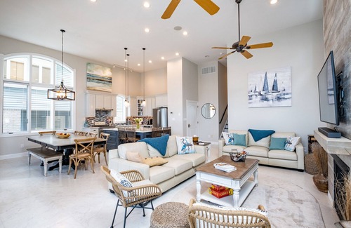 Gold Coast Casa | Most desirable location in Ocean City, the heart of the Gold Coast...across the street from the beach!!