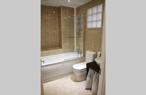 Llandudno Apartamento | Mostyn Villa 2 Free Private Parking