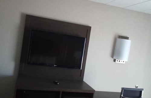 Burlington Hotel | Motel 6 Burlington, NC