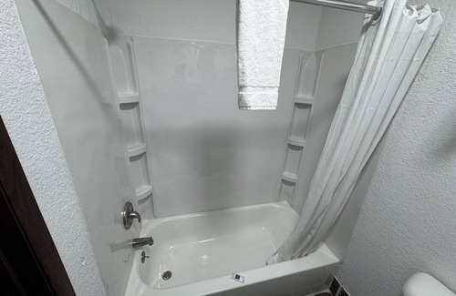 Fond du Lac Hotel | Motel 6 Fond Du Lac, WI