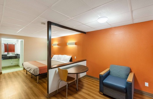 Fort Worth Hotel | Motel 6 Fort Worth, TX - Stockyards