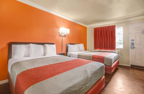 Fresno Hotel | Motel 6 Fresno, CA - Belmont Ave