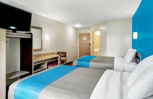 Gordonville Hotel | Motel 6-Gordonville, PA - Lancaster PA