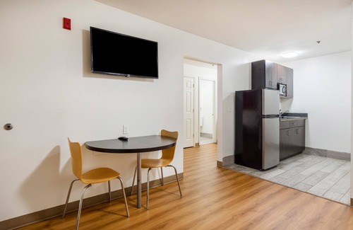 Wade Hampton Hotel | Motel 6 Greenville, SC