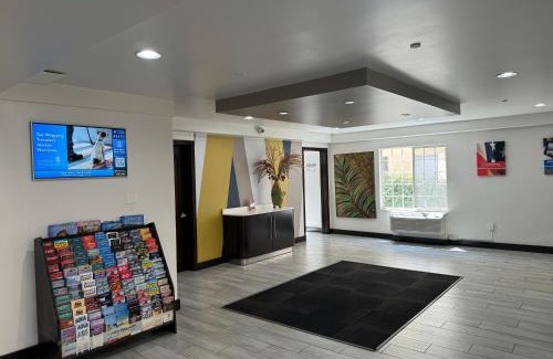 Hollywood Hotel | Motel 6 Hollywood
