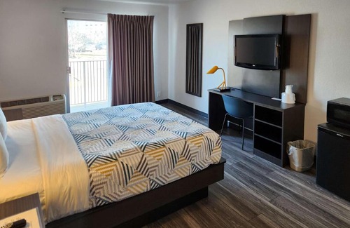 Highlands Hotel | Motel 6-Lincoln, NE - Airport