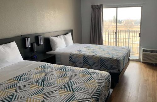 Highlands Hotel | Motel 6-Lincoln, NE - Airport